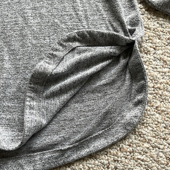 Banana Republic Heather Gray Knit Sweater - Picture 2 of 3